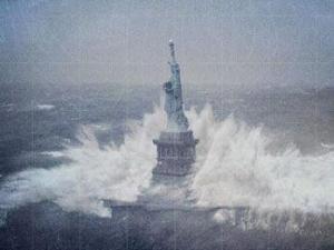 飓风桑迪重创美国 自由女神像被淹照网络疯传