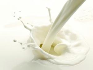 ​过期牛奶的用途-过期牛奶的11个妙用