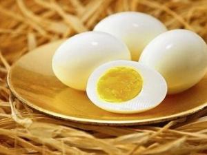 怎样煮鸡蛋不破壳？煮鸡蛋蛋壳不破裂的正确做法