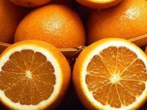 如何挑选脐橙？怎样才能挑选到好吃的脐橙